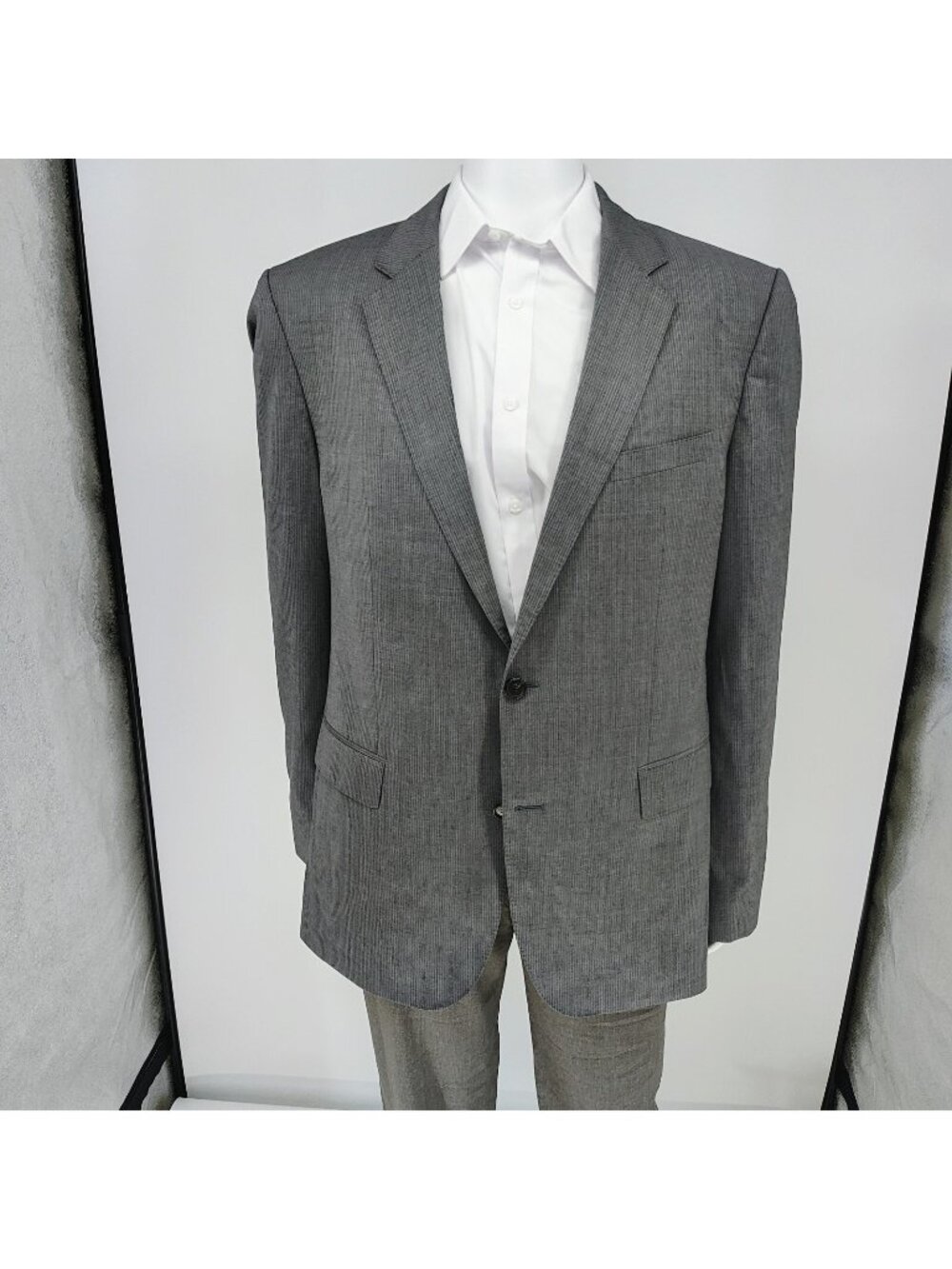 Boss Hugo Boss Gray Striped The James3/Sharp5 Suit Jacket (42L) *FLAW*